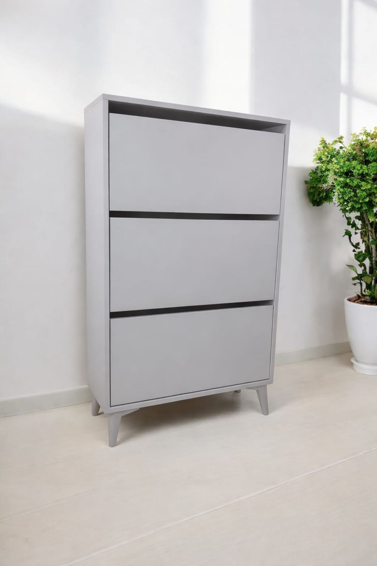 Ayaklı Beyaz Ayakkabılık