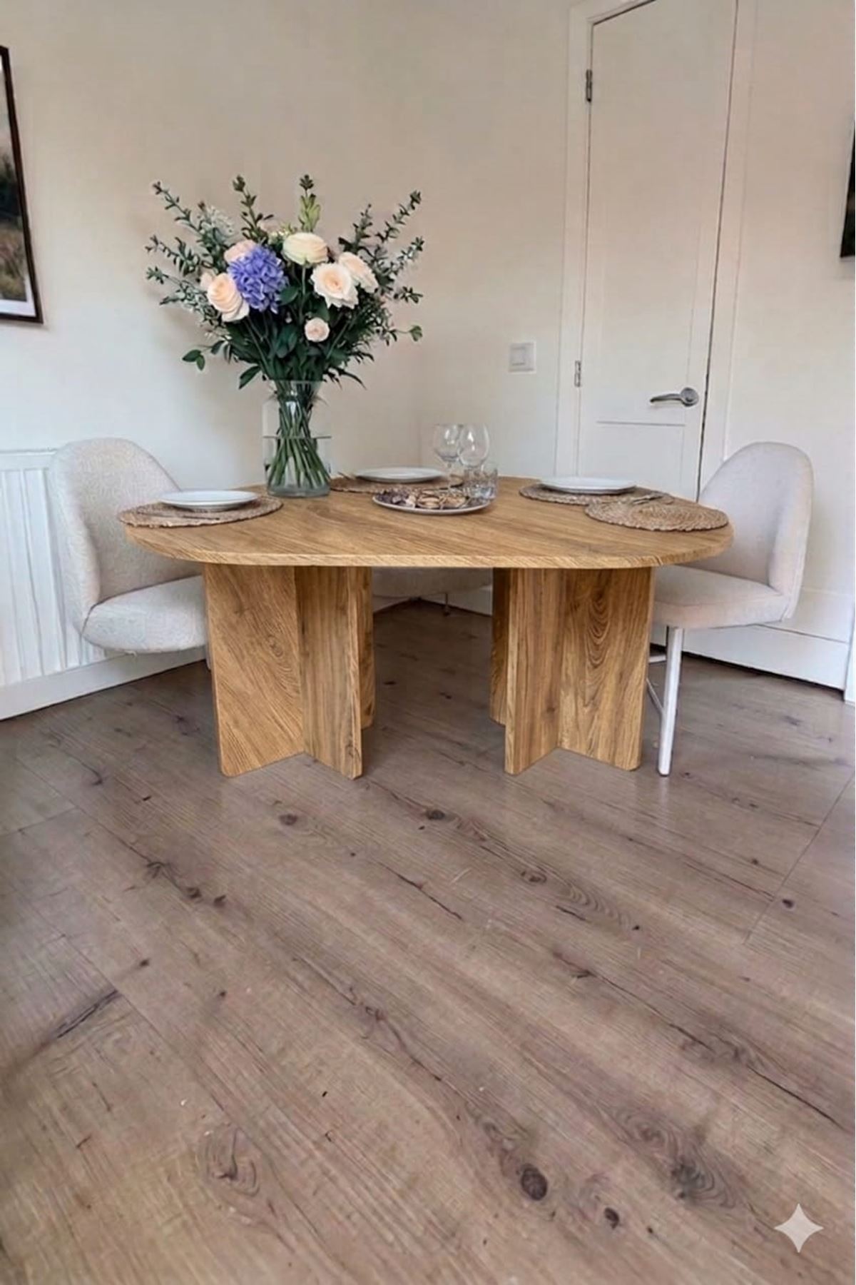 Oval Salon Yemek Masası Kare Ayak 36mm Kalın Kenarlı 180x90 -Afrika Ceviz