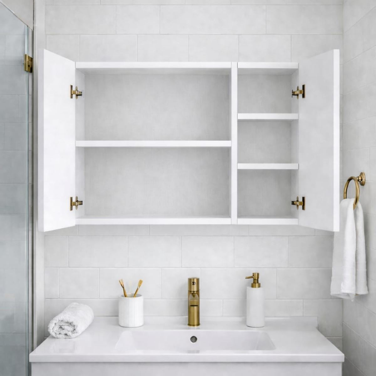 Üç Kapaklı Banyo Dolabı