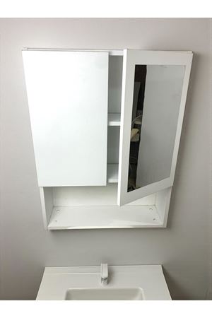 İki Kapaklı Aynalı Banyo Dolabı