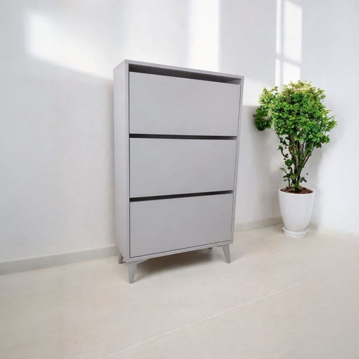 Ayaklı Beyaz Ayakkabılık